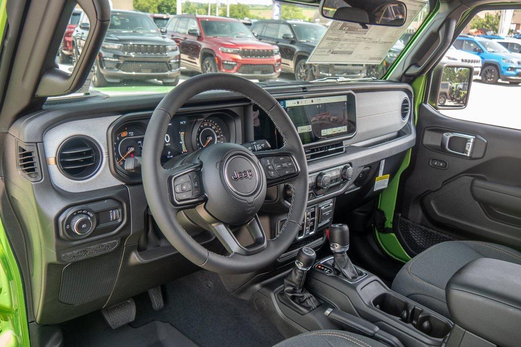 new 2025 Jeep Wrangler car, priced at $43,999