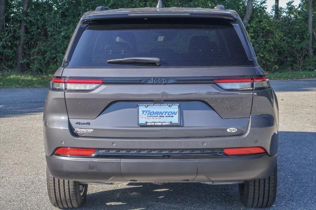 new 2025 Jeep Grand Cherokee car, priced at $44,675