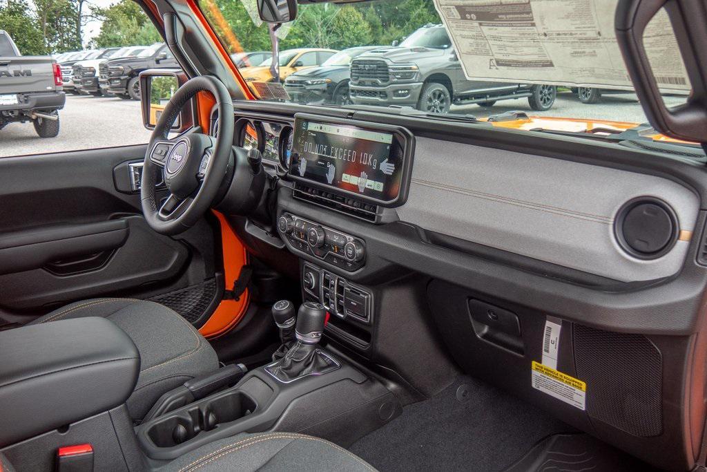 new 2025 Jeep Gladiator car, priced at $46,288