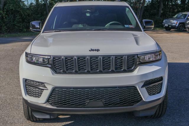 new 2025 Jeep Grand Cherokee car, priced at $44,080