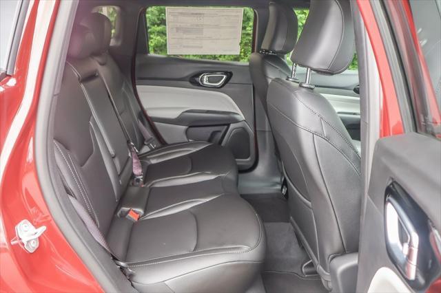new 2025 Jeep Compass car, priced at $30,900