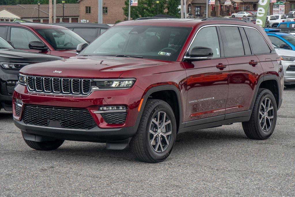 new 2025 Jeep Grand Cherokee car, priced at $44,449