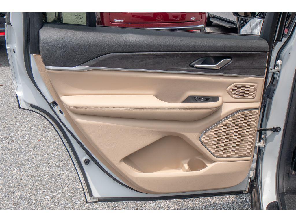 used 2022 Jeep Grand Cherokee L car, priced at $35,955
