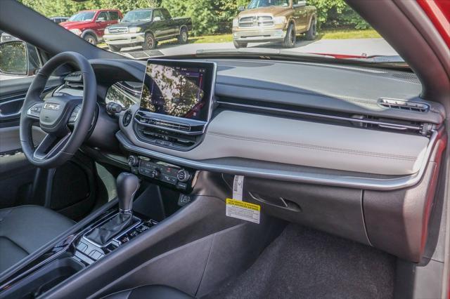 new 2025 Jeep Compass car, priced at $32,336