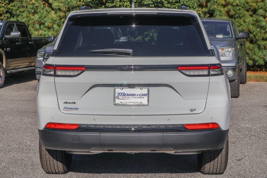 new 2025 Jeep Grand Cherokee car, priced at $42,311