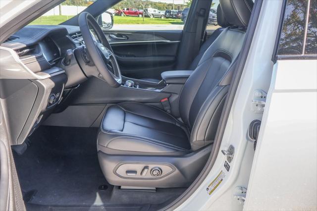 new 2025 Jeep Grand Cherokee L car, priced at $45,748