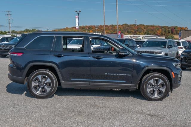 new 2024 Jeep Grand Cherokee car, priced at $45,450