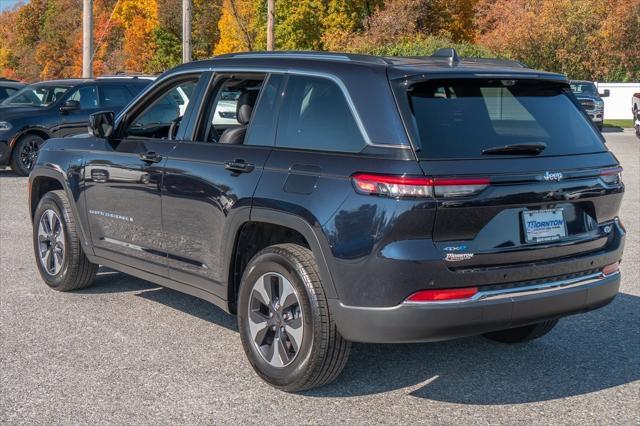 new 2024 Jeep Grand Cherokee car, priced at $45,450