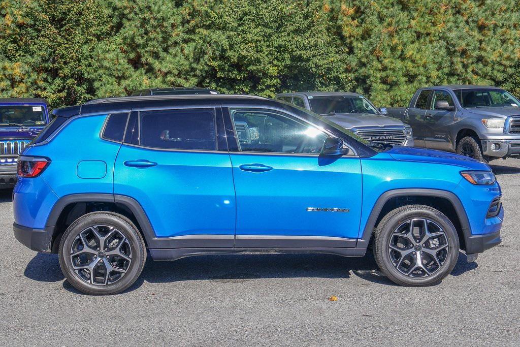 new 2026 Jeep Compass car, priced at $34,640