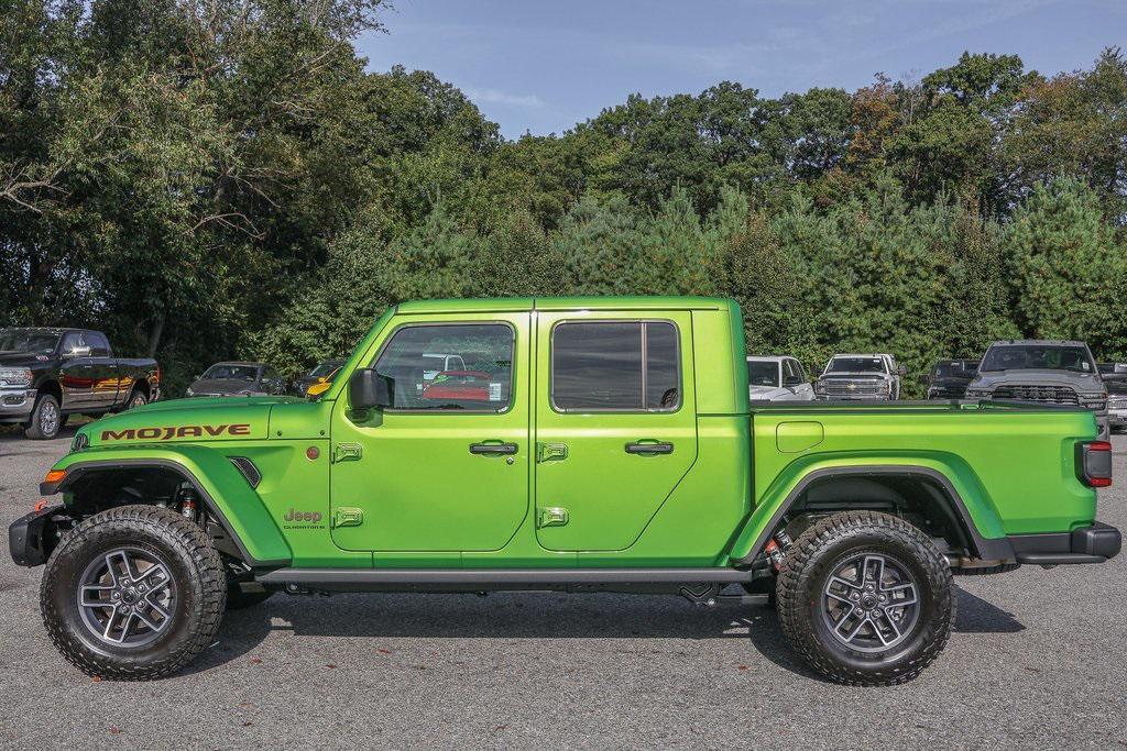 new 2025 Jeep Gladiator car, priced at $57,755