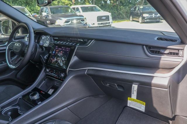 new 2024 Jeep Grand Cherokee L car, priced at $43,995