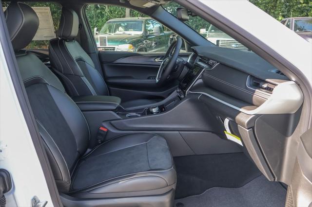 new 2024 Jeep Grand Cherokee L car, priced at $43,995