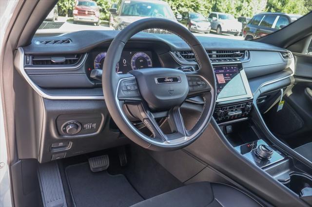 new 2024 Jeep Grand Cherokee L car, priced at $43,995