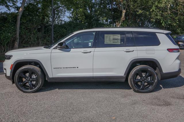 new 2024 Jeep Grand Cherokee L car, priced at $43,995