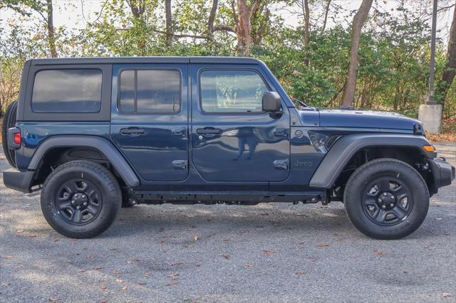 new 2025 Jeep Wrangler car, priced at $40,316