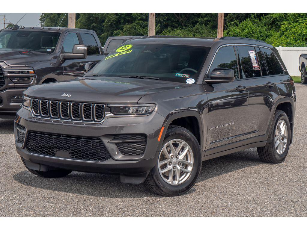 used 2025 Jeep Grand Cherokee car, priced at $35,999