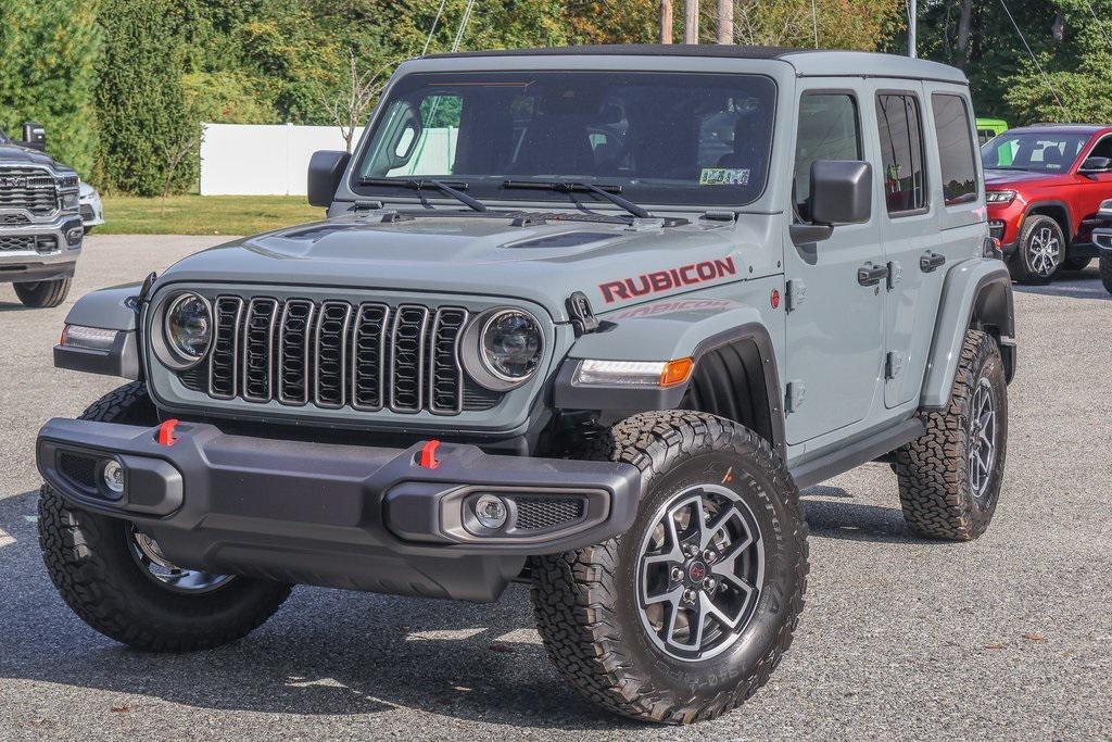 new 2025 Jeep Wrangler car, priced at $59,805