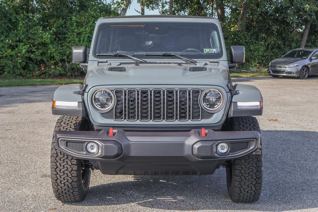 new 2025 Jeep Wrangler car, priced at $59,805