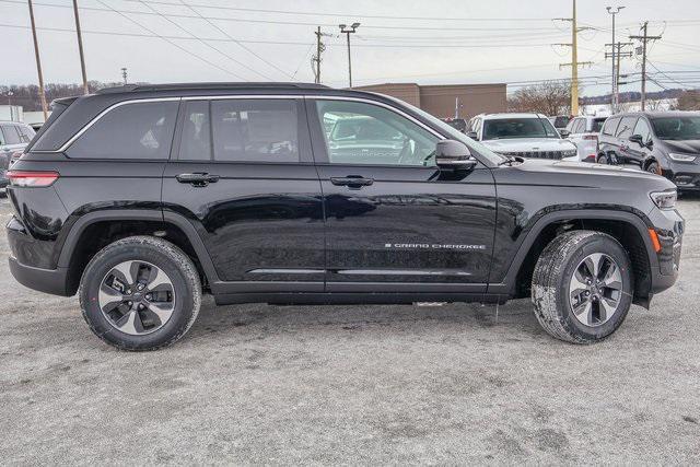 new 2024 Jeep Grand Cherokee car, priced at $47,499