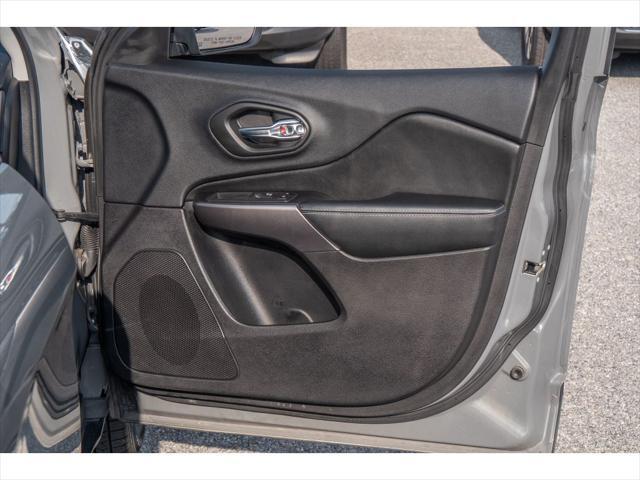 used 2020 Jeep Cherokee car, priced at $21,989
