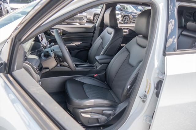 new 2025 Jeep Compass car, priced at $29,164