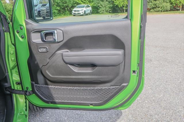 new 2025 Jeep Wrangler car, priced at $42,807