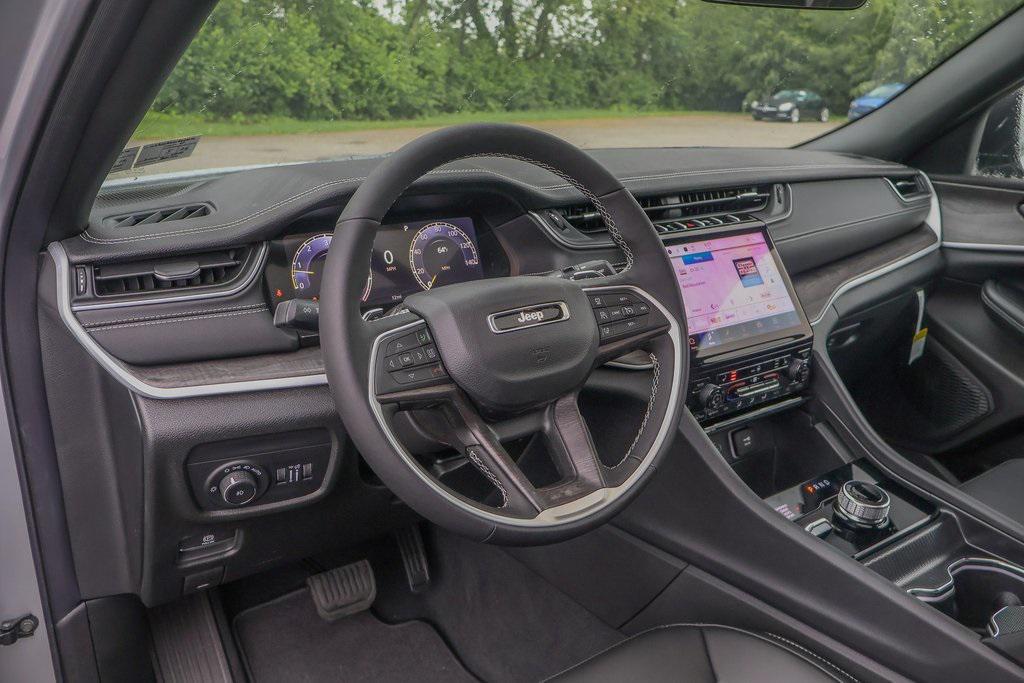 new 2025 Jeep Grand Cherokee L car, priced at $46,555