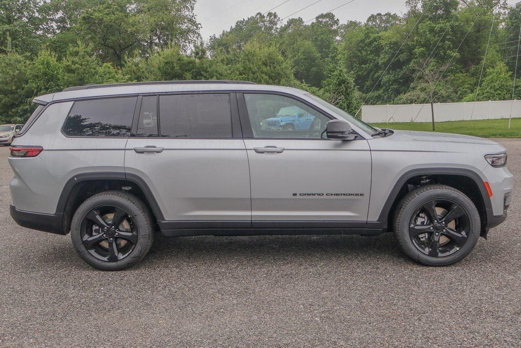 new 2025 Jeep Grand Cherokee L car, priced at $46,555