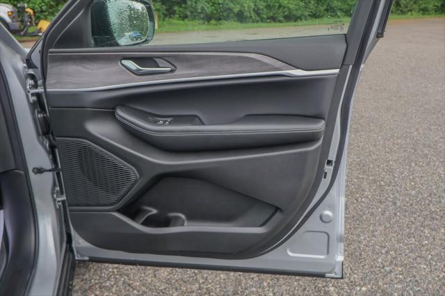 new 2025 Jeep Grand Cherokee L car, priced at $50,535