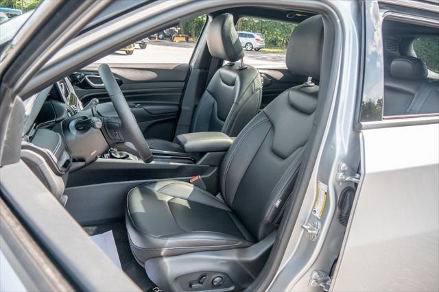 new 2024 Jeep Compass car, priced at $33,938