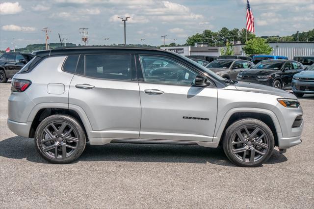 new 2024 Jeep Compass car, priced at $33,938