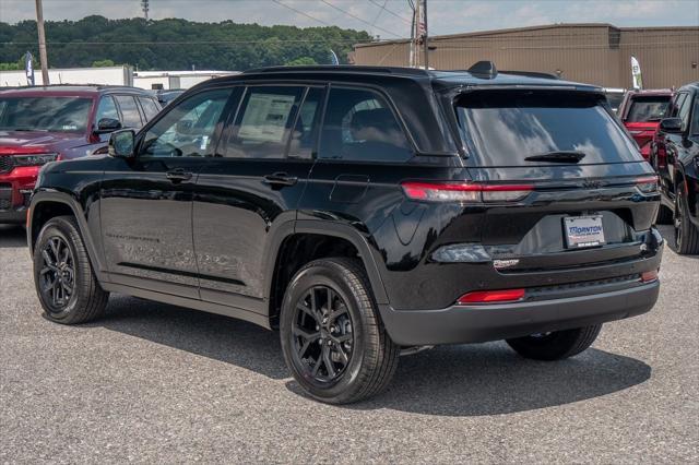 new 2025 Jeep Grand Cherokee car, priced at $38,507