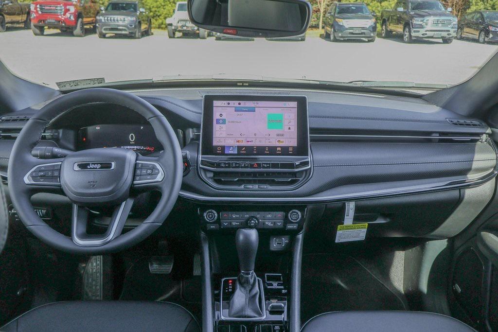 new 2025 Jeep Compass car, priced at $31,995