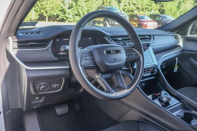 new 2025 Jeep Grand Cherokee L car, priced at $44,140