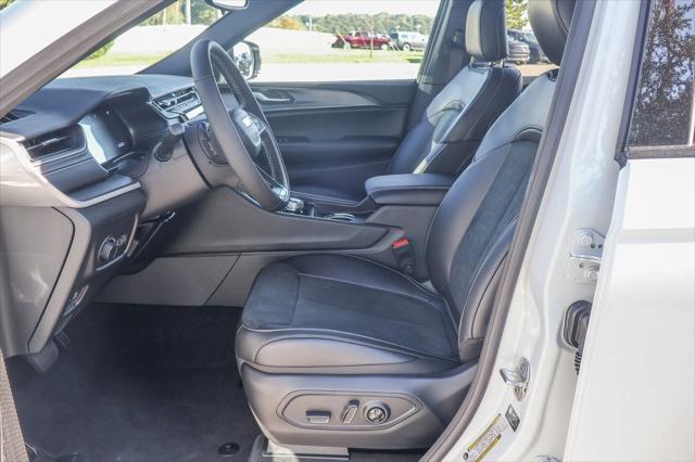 new 2025 Jeep Grand Cherokee L car, priced at $44,140