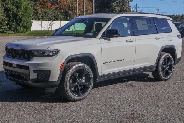 new 2025 Jeep Grand Cherokee L car, priced at $44,140