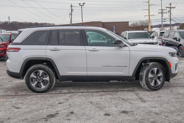 new 2024 Jeep Grand Cherokee car, priced at $48,499