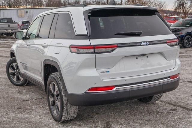 new 2024 Jeep Grand Cherokee car, priced at $48,499