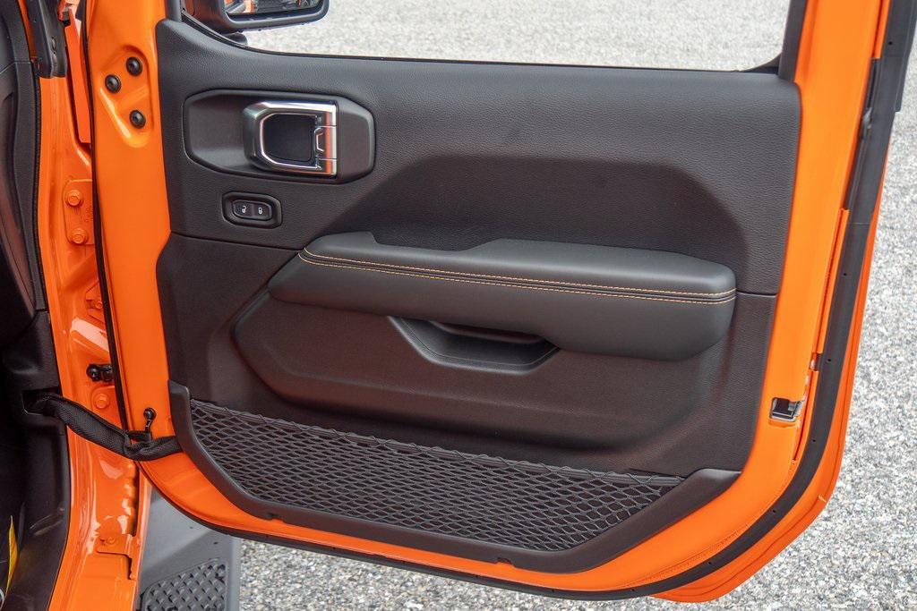 new 2025 Jeep Gladiator car, priced at $47,745