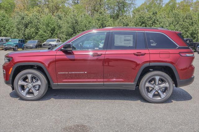 new 2025 Jeep Grand Cherokee car, priced at $53,405