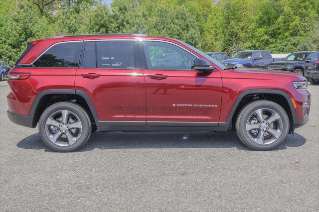 new 2025 Jeep Grand Cherokee car, priced at $53,405