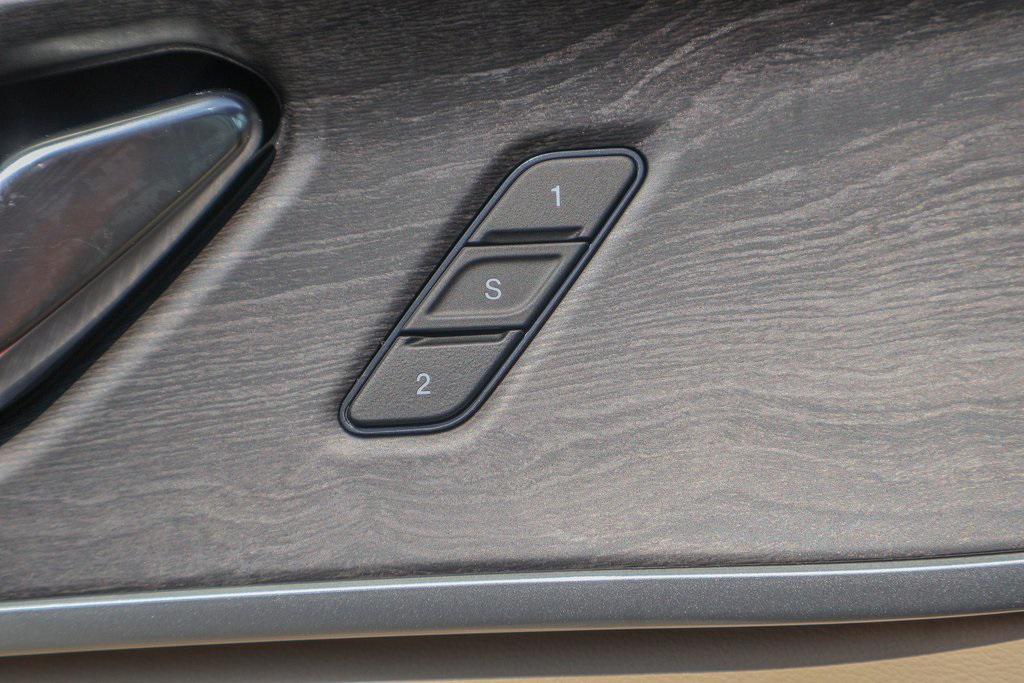 new 2025 Jeep Grand Cherokee car, priced at $47,372