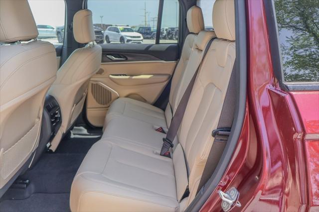 new 2025 Jeep Grand Cherokee car, priced at $53,405