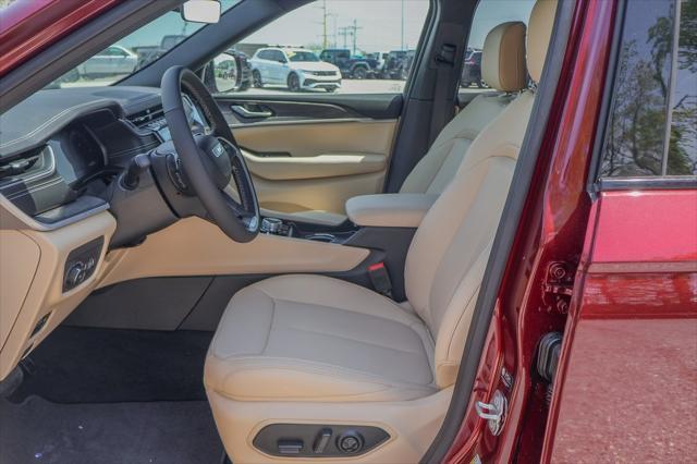 new 2025 Jeep Grand Cherokee car, priced at $53,405