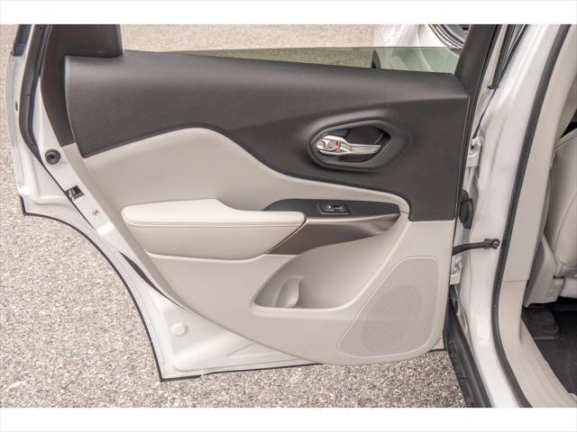 used 2021 Jeep Cherokee car, priced at $23,966