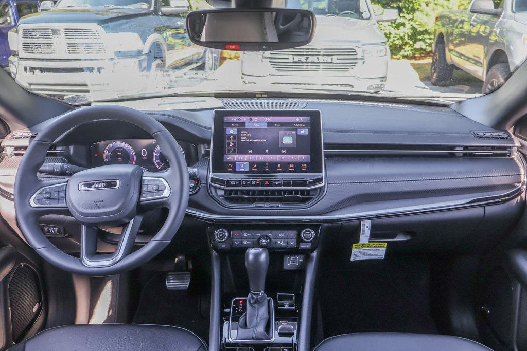 new 2025 Jeep Compass car, priced at $29,500