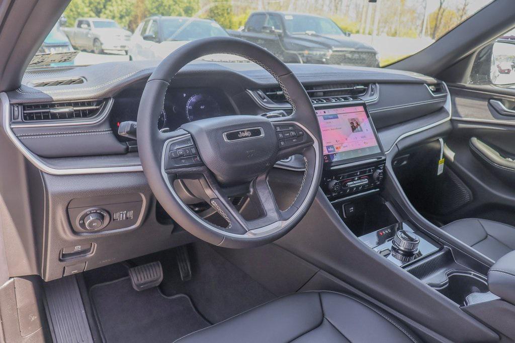 new 2025 Jeep Grand Cherokee L car, priced at $46,635