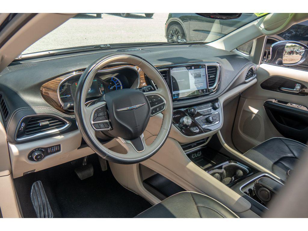 used 2021 Chrysler Pacifica Hybrid car, priced at $24,956