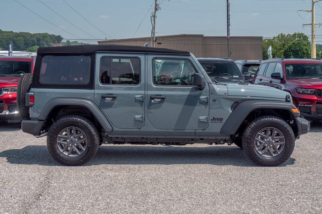 new 2025 Jeep Wrangler car, priced at $45,981