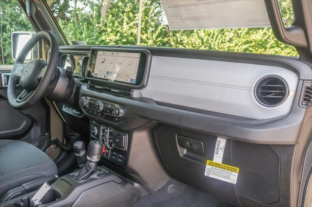 new 2025 Jeep Wrangler car, priced at $60,395